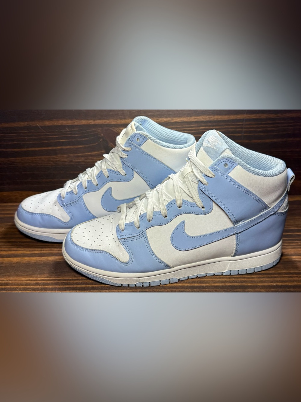 Nike Dunk High Women’s Size 9 Shoes Aluminum Athletic Sneakers